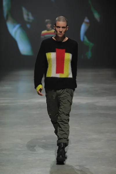 Look 73